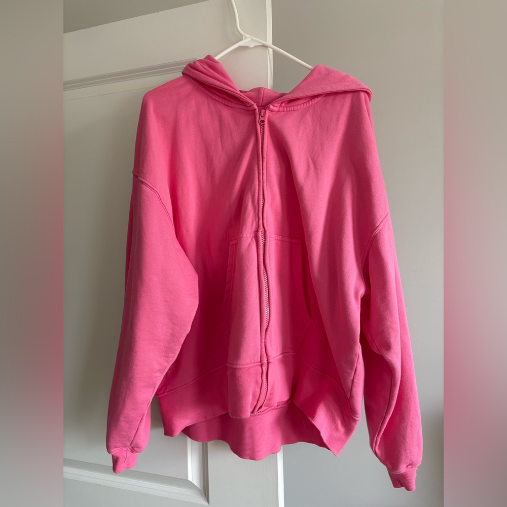 NEVER WORN CHEEKS DAILY DRILLS ZIP HOODIE